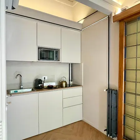 Z-archsuites Urbs 4*