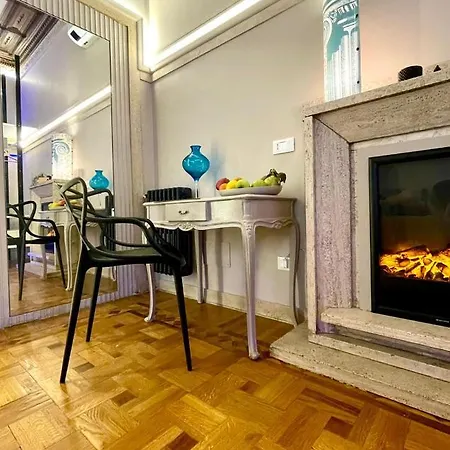 Z-archsuites Urbs Πανσιόν