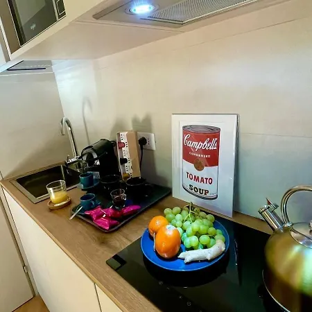 招待所 Z-archsuites Urbs 4*